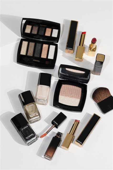 holiday set chanel|chanel holiday 2023 gift set.